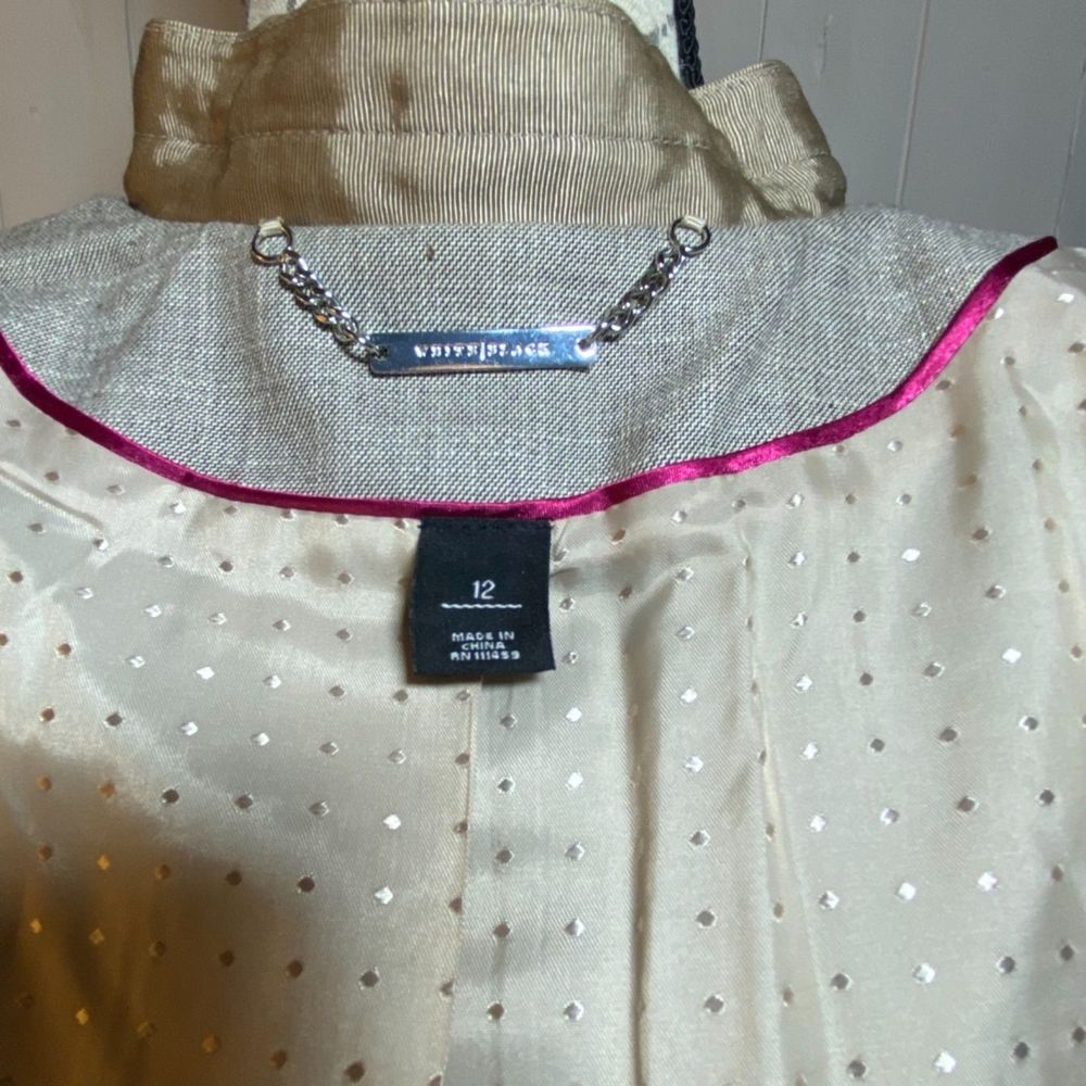 White House Black Market Legacy Suit Size 12 Light Brown - Picture 9 of 12